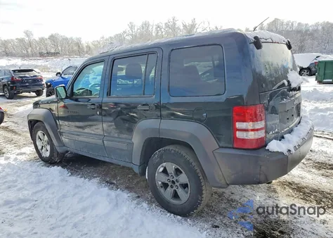 2010 Jeep Liberty Renegade z USA, uszkodzony, nr VIN 1J4PN3GK5AW146766